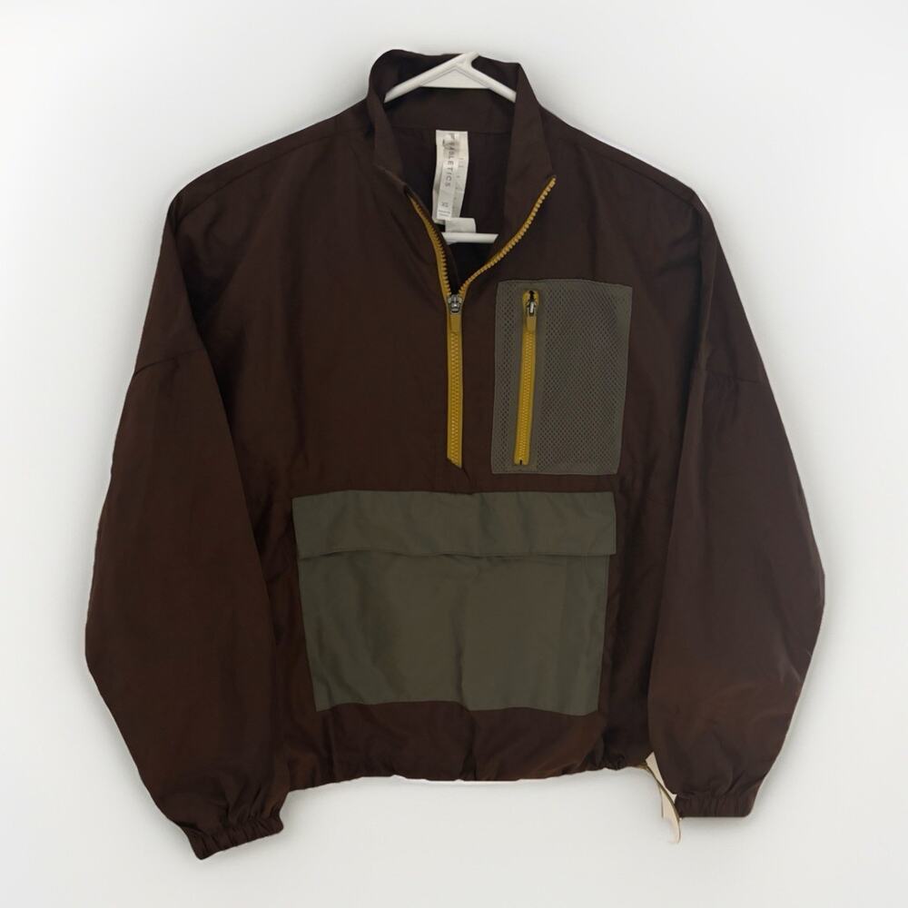 Fabletics Windbreaker Women’s Size XS- Retro, Y2K L 24” W Pit to Pit 23”